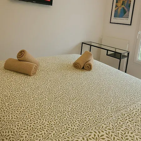 Charming 2-Room Apartment Between Beach And Center Of Juan-Les-Pins Apartment *